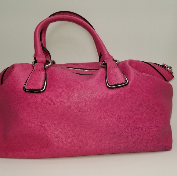 pink guess purse with charms